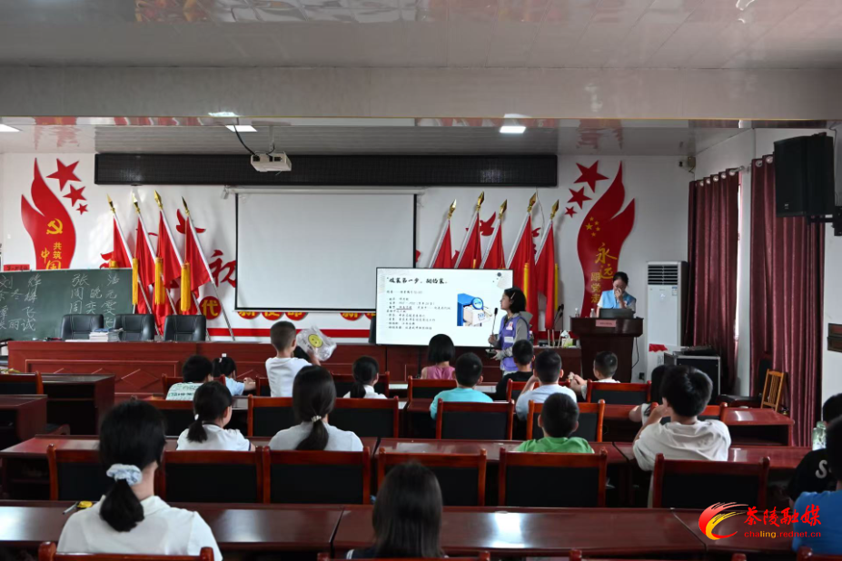 枣市镇侯泉村：公益课堂点亮多彩暑期