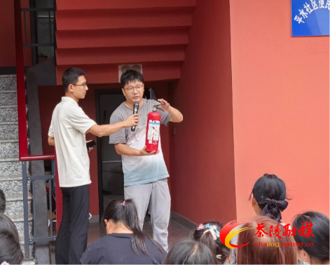 虎踞镇以屋场会织密全域安全宣传网