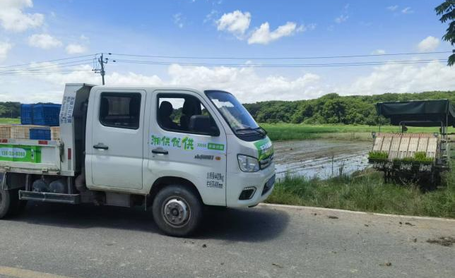 政府搭台·供销赋能·青春破题 ——茶陵县火田镇以“流动供销”激活乡村振兴新动能