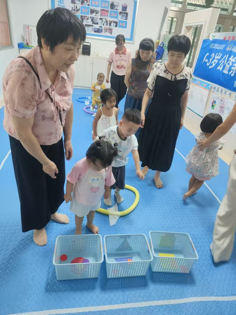 联星街道社工站：盛夏暖心伴成长 公益早教润童心