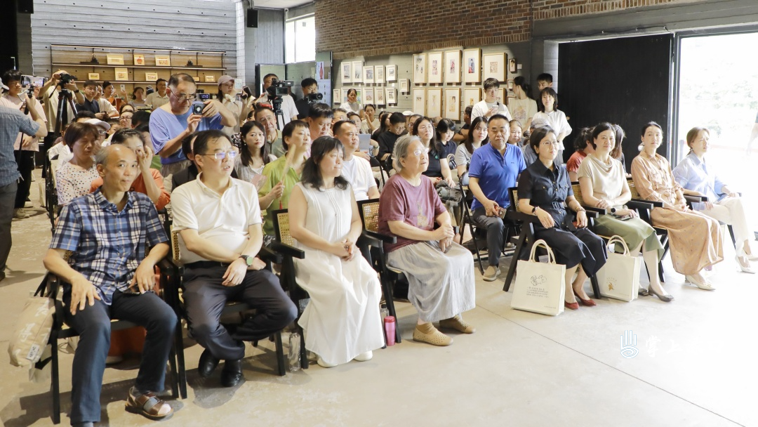 扎根渌口乡土 蔡皋加冕安徒生奖后全国首展落户王家洲乡村美术馆