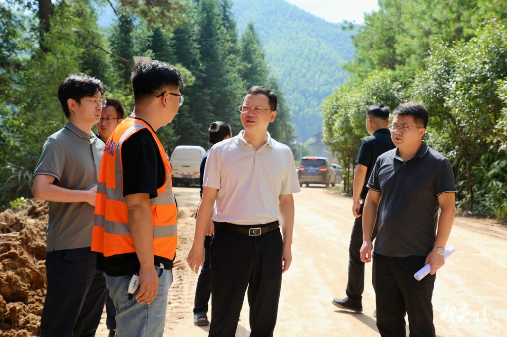 夏胜利到受灾乡镇督导灾后恢复重建工作