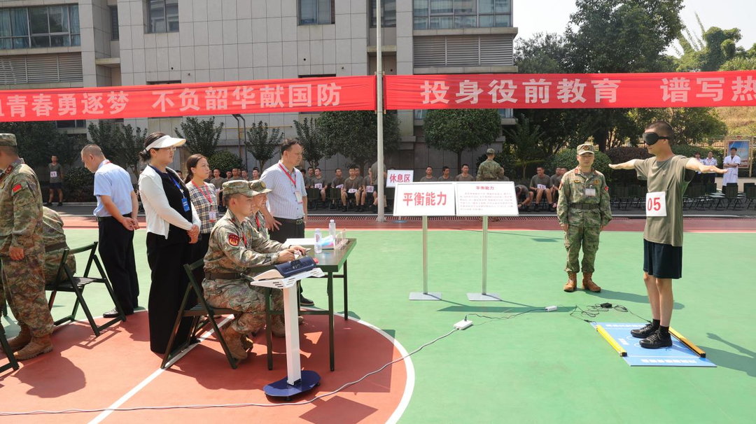 严训细评淬精兵 凝心聚力备出征——天元区人武部扎实开展下半年役前教育