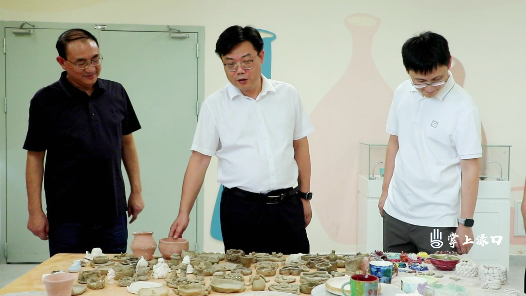陈交云调研学校教育和淦田大道商住楼整治工作