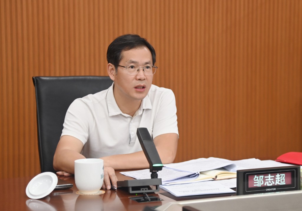 株洲经开区党工委召开会议