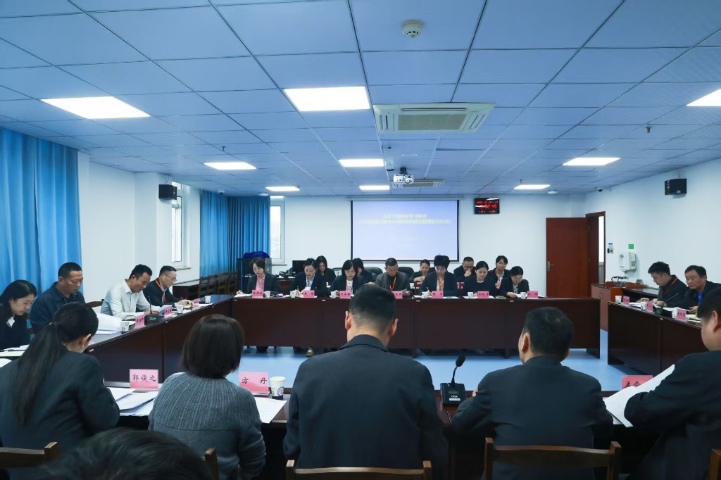 学深悟透暂行办法    提升现场管理质效