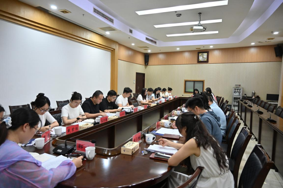市财政局举办“财苑薪火”师徒结对 启动仪式
