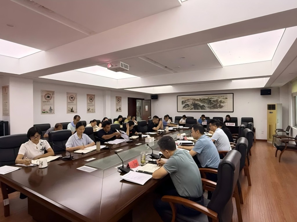 株洲市供销社学习研讨《湖南省供销合作社条例》