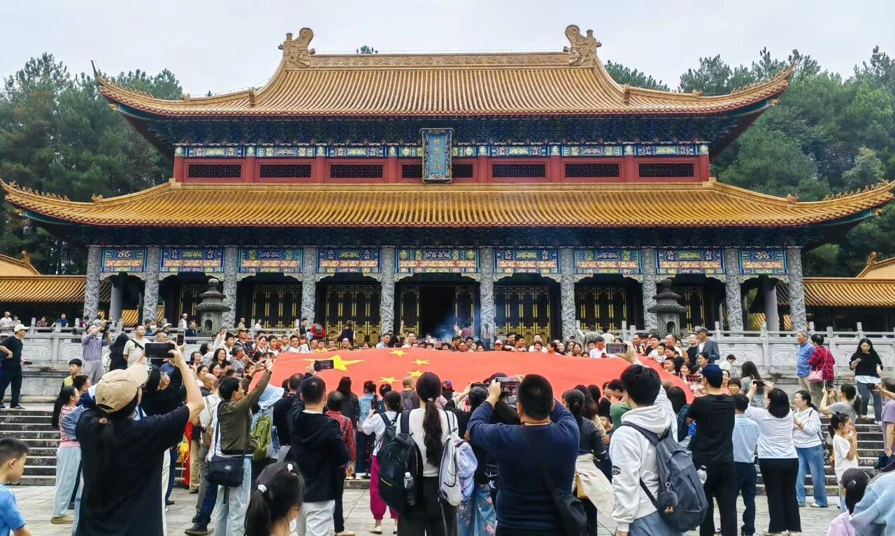 聚揽国庆烟火气 激活消费新动能 ——2026株洲国庆假期消费市场火热