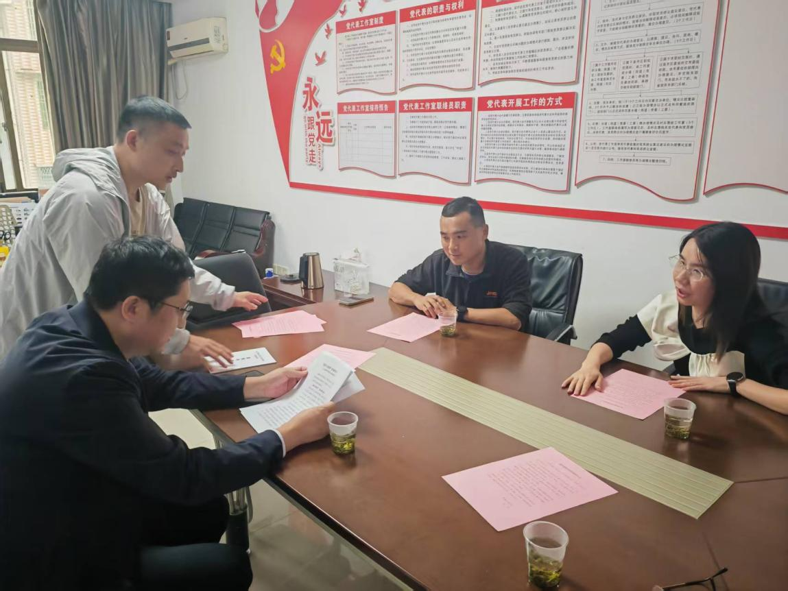 国庆假期"不打烊" 秸秆禁烧"不松劲"