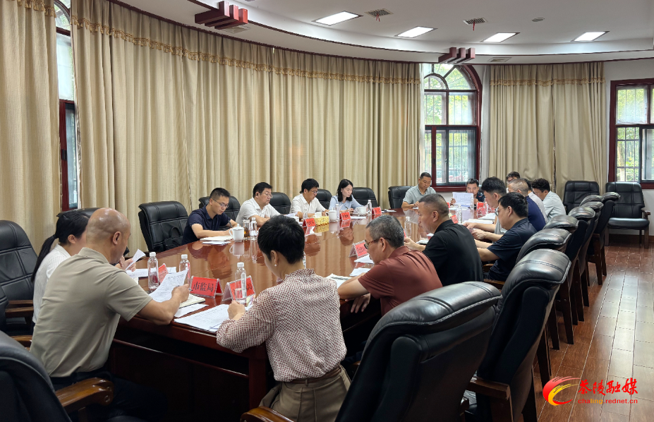 杨红兵调度全县“四上企业”培育工作 强调：要全力以赴完成目标任务