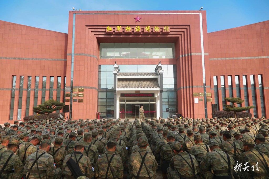十五载军地共建 携手同行 薪火相传